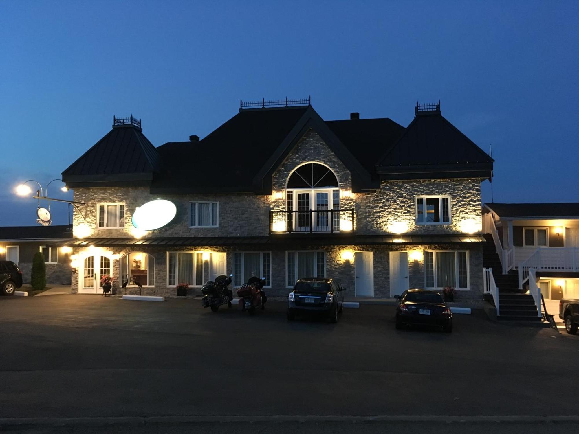 Motel Vue Belvedere Saint-Siméon Exteriér fotografie